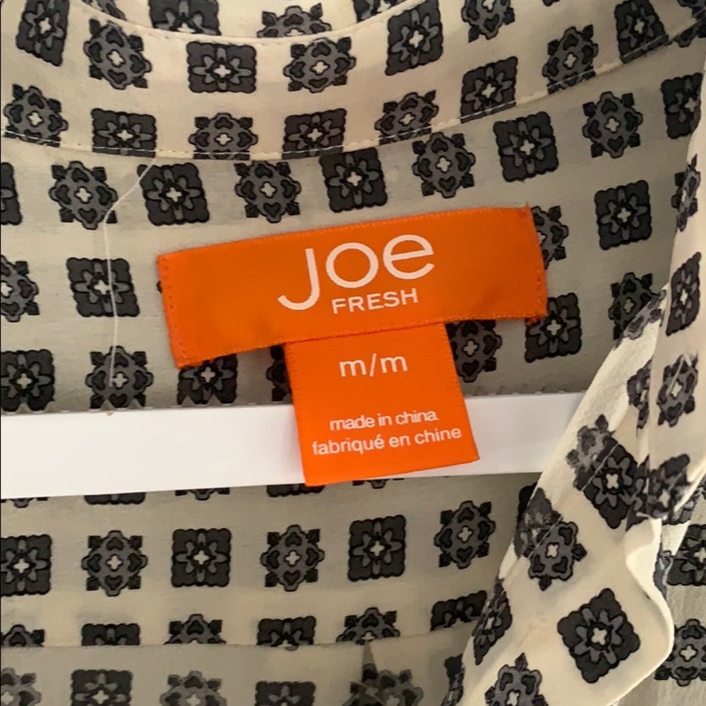 Joe Fresh Geometric Print Blouse Lightweight Work Office Chic Top Medium - Picture 3 of 5